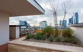 Golden Apartments Warsaw - Luxury Building With Terrace On The Roof - Sienna Str